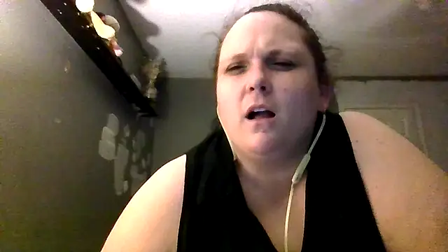 Snapshot of badbish777 chatting on 11/05/25, 08:25 badbish777 online show from 11/05/25, 08:25