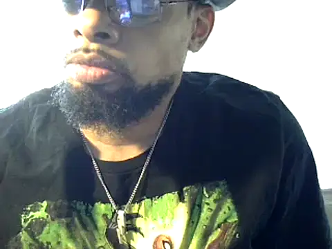 Snapshot of WhiskeyWood_DuhGOD chatting on 12/27/24, 05:26 WhiskeyWood DuhGOD online show from 12/27/24, 05:26