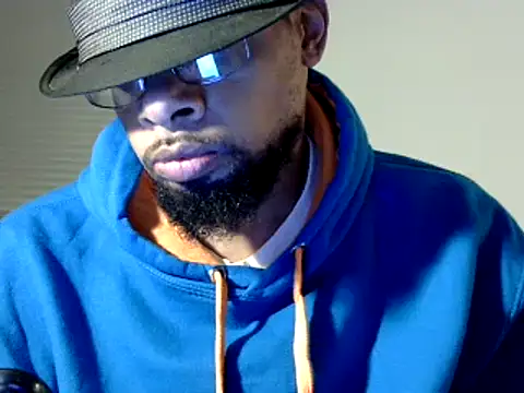 Snapshot of WhiskeyWood_DuhGOD chatting on 01/01/25, 01:26 WhiskeyWood DuhGOD online show from 01/01/25, 01:26