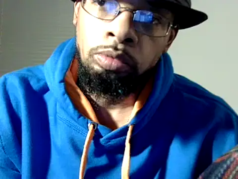 Snapshot of WhiskeyWood_DuhGOD chatting on 01/01/25, 04:29 WhiskeyWood DuhGOD online show from 01/01/25, 04:29