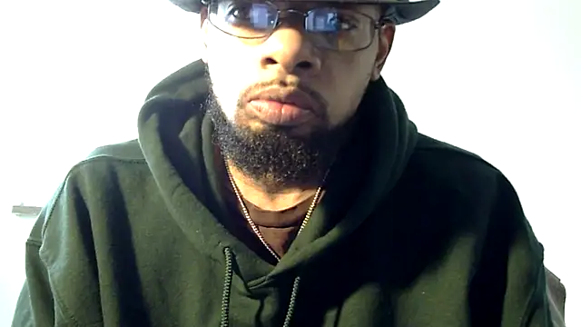 Snapshot of WhiskeyWood_DuhGOD chatting on 01/10/25, 05:24 WhiskeyWood DuhGOD online show from 01/10/25, 05:24