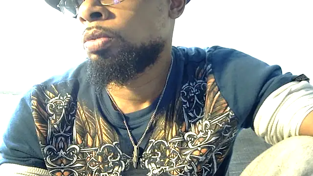 Snapshot of WhiskeyWood_DuhGOD chatting on 01/13/25, 08:37 WhiskeyWood DuhGOD online show from 01/13/25, 08:37