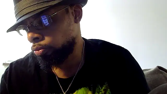 Snapshot of WhiskeyWood_DuhGOD chatting on 01/29/25, 08:46 WhiskeyWood DuhGOD online show from 01/29/25, 08:46