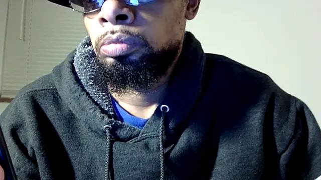 Snapshot of WhiskeyWood_DuhGOD chatting on 02/04/25, 02:17 WhiskeyWood DuhGOD online show from 02/04/25, 02:17