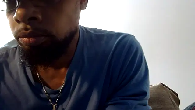 Snapshot of WhiskeyWood_DuhGOD chatting on 02/11/25, 05:29 WhiskeyWood DuhGOD online show from 02/11/25, 05:29