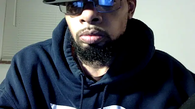 Snapshot of WhiskeyWood_DuhGOD chatting on 02/13/25, 02:23 WhiskeyWood DuhGOD online show from 02/13/25, 02:23