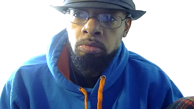 Snapshot of WhiskeyWood_DuhGOD chatting on 02/14/25, 05:36 WhiskeyWood DuhGOD online show from 02/14/25, 05:36