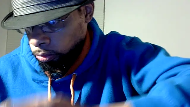 Snapshot of WhiskeyWood_DuhGOD chatting on 02/15/25, 02:26 WhiskeyWood DuhGOD online show from 02/15/25, 02:26