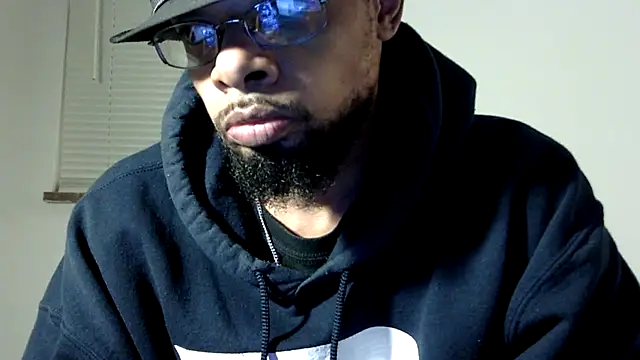 Snapshot of WhiskeyWood_DuhGOD chatting on 03/03/25, 02:26 WhiskeyWood DuhGOD online show from 03/03/25, 02:26