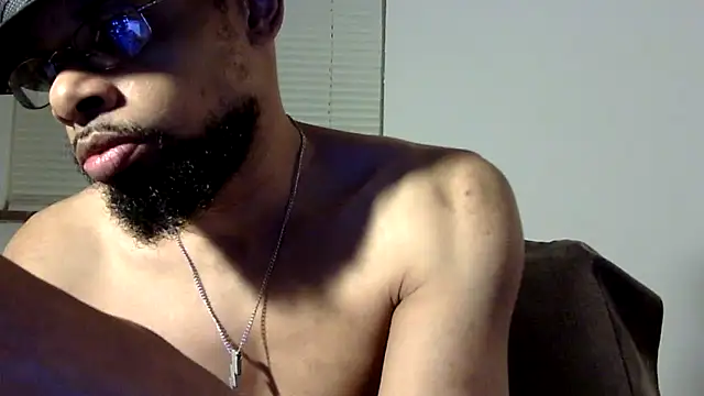 Snapshot of WhiskeyWood_DuhGOD chatting on 03/12/25, 02:09 WhiskeyWood DuhGOD online show from 03/12/25, 02:09