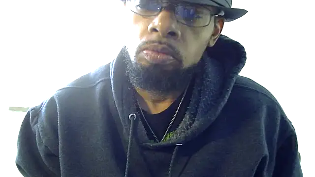 Snapshot of WhiskeyWood_DuhGOD chatting on 03/12/25, 04:35 WhiskeyWood DuhGOD online show from 03/12/25, 04:35