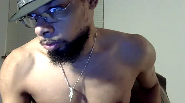 Snapshot of WhiskeyWood_DuhGOD chatting on 03/16/25, 02:10 WhiskeyWood DuhGOD online show from 03/16/25, 02:10