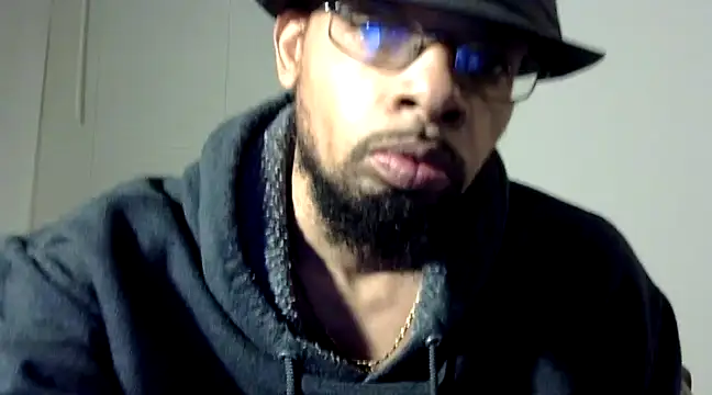 Snapshot of WhiskeyWood_DuhGOD chatting on 03/18/25, 12:49 WhiskeyWood DuhGOD online show from 03/18/25, 12:49