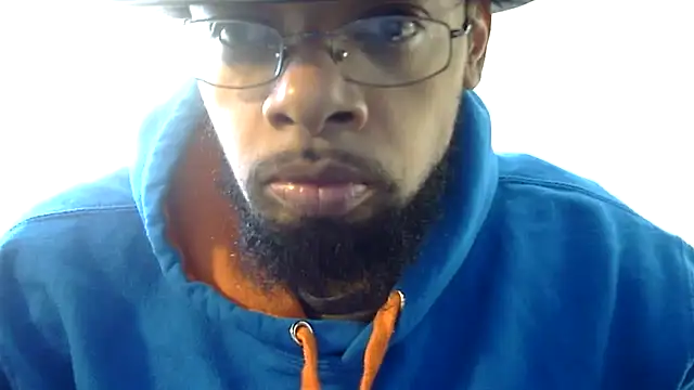 Snapshot of WhiskeyWood_DuhGOD chatting on 03/21/25, 04:29 WhiskeyWood DuhGOD online show from 03/21/25, 04:29