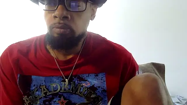 Snapshot of WhiskeyWood_DuhGOD chatting on 09/09/25, 04:39 WhiskeyWood DuhGOD online show from 09/09/25, 04:39