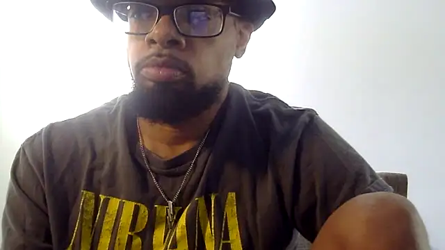 Snapshot of WhiskeyWood_DuhGOD chatting on 09/17/25, 04:41 WhiskeyWood DuhGOD online show from 09/17/25, 04:41