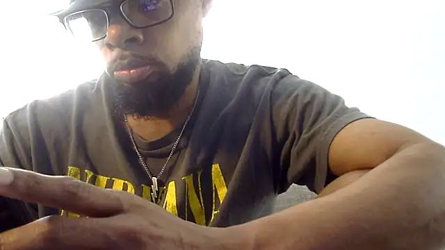 Snapshot of WhiskeyWood_DuhGOD chatting on 09/18/25, 04:42 WhiskeyWood DuhGOD online show from 09/18/25, 04:42