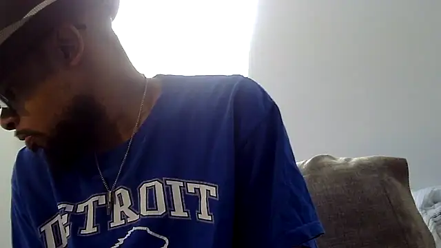 Snapshot of WhiskeyWood_DuhGOD chatting on 10/13/25, 04:40 WhiskeyWood DuhGOD online show from 10/13/25, 04:40