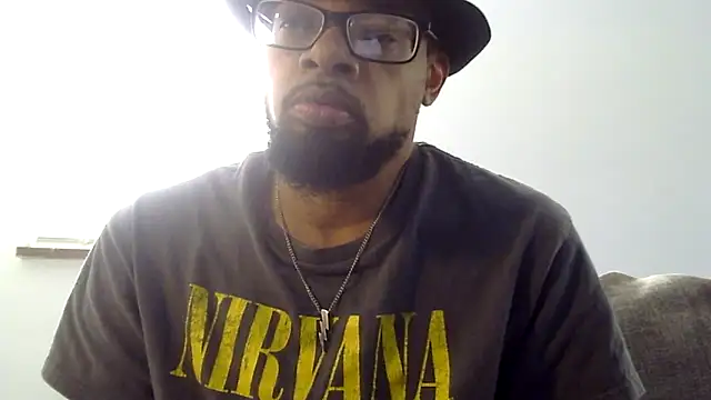 Snapshot of WhiskeyWood_DuhGOD chatting on 10/16/25, 04:30 WhiskeyWood DuhGOD online show from 10/16/25, 04:30