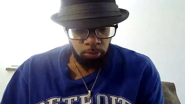 Snapshot of WhiskeyWood_DuhGOD chatting on 10/21/25, 04:08 WhiskeyWood DuhGOD online show from 10/21/25, 04:08