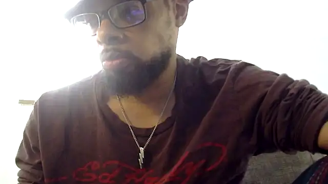 Snapshot of WhiskeyWood_DuhGOD chatting on 11/10/25, 05:34 WhiskeyWood DuhGOD online show from 11/10/25, 05:34