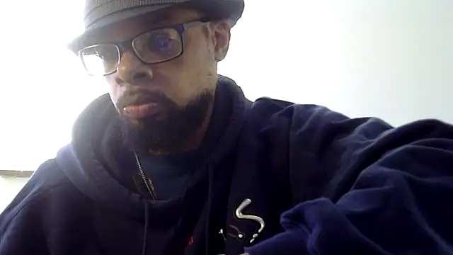 Snapshot of WhiskeyWood_DuhGOD chatting on 11/14/25, 05:33 WhiskeyWood DuhGOD online show from 11/14/25, 05:33