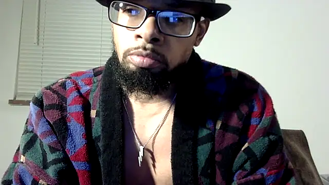 Snapshot of WhiskeyWood_DuhGOD chatting on 11/23/25, 02:00 WhiskeyWood DuhGOD online show from 11/23/25, 02:00