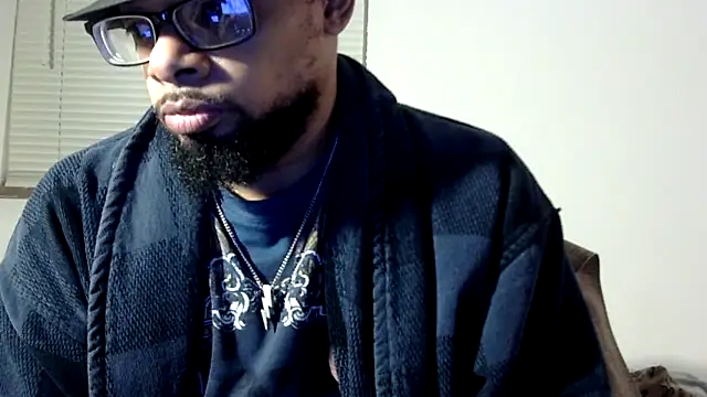 Snapshot of WhiskeyWood_DuhGOD chatting on 11/30/25, 02:15 WhiskeyWood DuhGOD online show from 11/30/25, 02:15