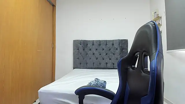 Samanthagax online show from 06/18/26, 04:55