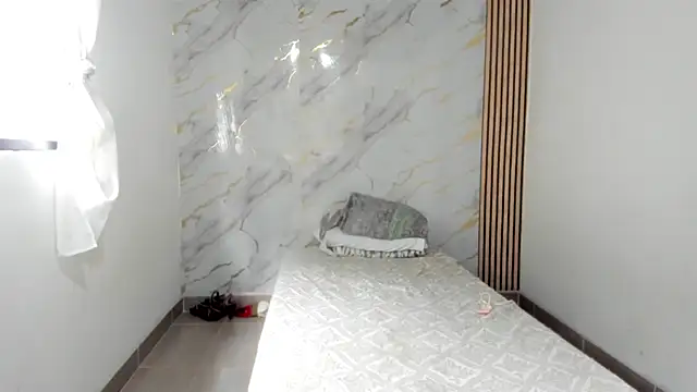 Snapshot of coralcarter1 chatting on 02/06/26, 06:11 coralcarter1 online show from 02/06/26, 06:11