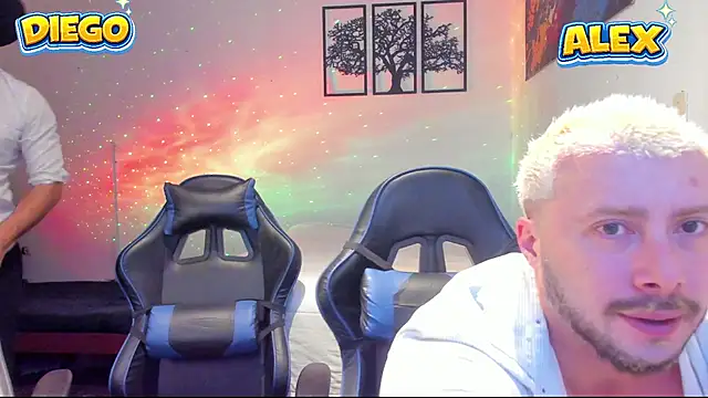 Snapshot of AlexJaz11 chatting on 06/04/26, 10:49 AlexJaz11 online show from 06/04/26, 10:49