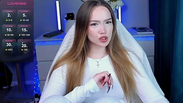 Evia r0se online show from 10/26/25, 02:23