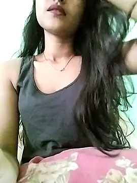 Snapshot of MISSQUEEN48 chatting on 02/24/25, 06:16 MISSQUEEN48 online show from 02/24/25, 06:16