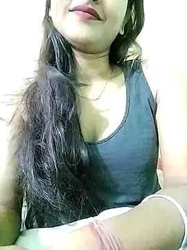 Snapshot of MISSQUEEN48 chatting on 03/01/25, 06:24 MISSQUEEN48 online show from 03/01/25, 06:24