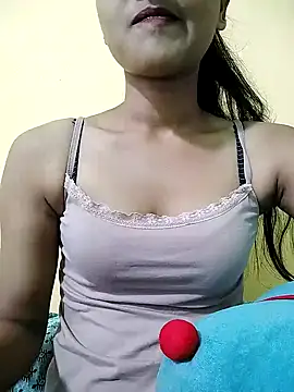 MISSQUEEN48 online show from 09/13/25, 06:13