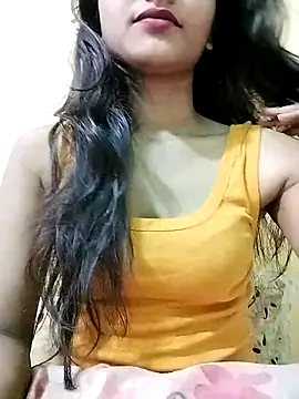 Snapshot of MISSQUEEN48 chatting on 02/20/26, 05:15 MISSQUEEN48 online show from 02/20/26, 05:15