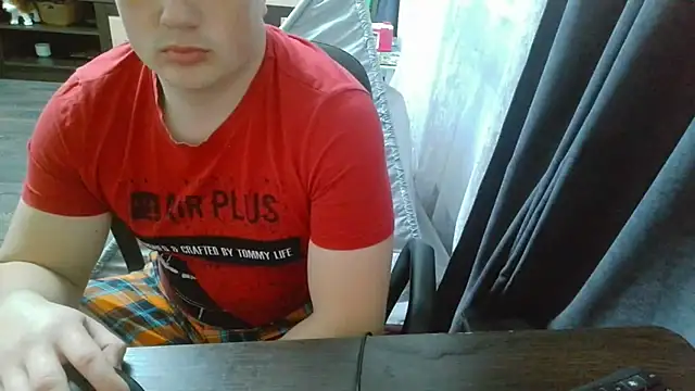 Snapshot of gamblingbum chatting on 03/19/26, 05:17 gamblingbum online show from 03/19/26, 05:17