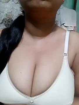 sajida34 online show from 03/11/25, 12:44