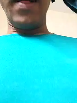 Snapshot of Wild-Honey chatting on 12/06/24, 01:07 Wild-Honey online show from 12/06/24, 01:07