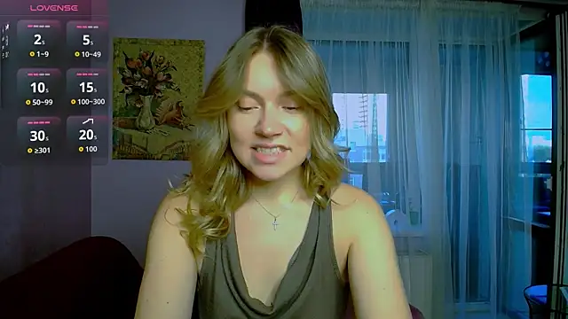 Snapshot of TaylorBre chatting on 10/07/25, 05:48 TaylorBre online show from 10/07/25, 05:48