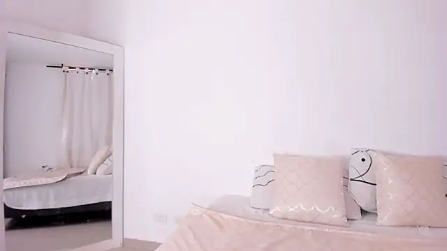 NickyBrown  online show from 11/27/25, 05:15