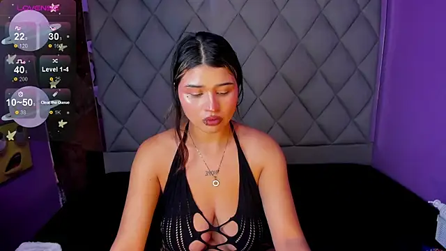 venusowen  online show from 03/04/25, 01:17