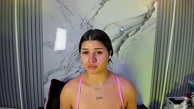 Snapshot of venusowen_ chatting on 07/29/26, 01:31 venusowen online show from 07/29/26, 01:31