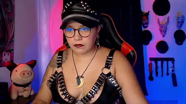 LilithSharon online show from 10/17/25, 08:33