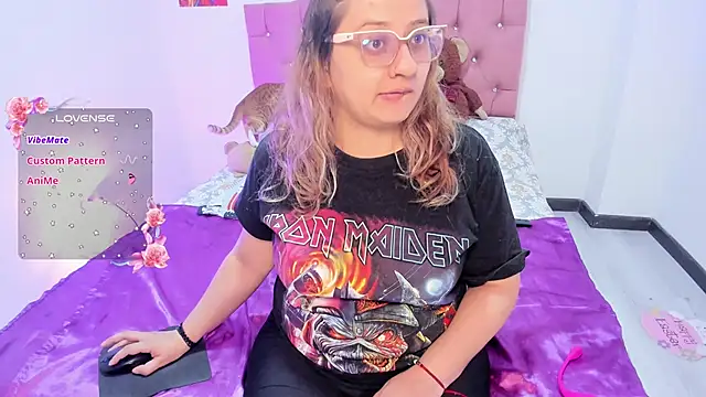 AnnieBigBoobs online show from 11/06/25, 09:05