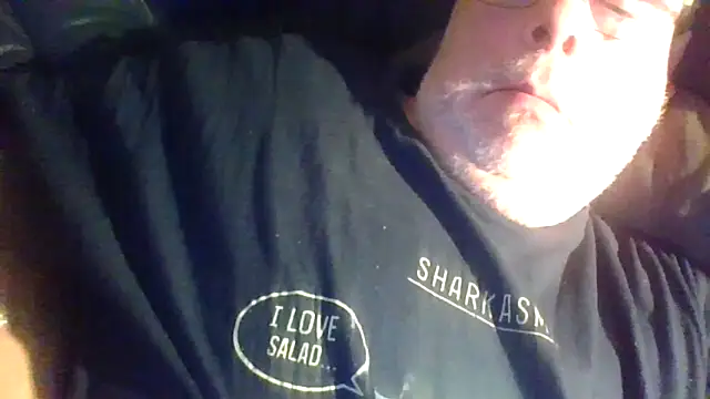 Snapshot of donswede61 chatting on 02/04/26, 03:29 donswede61 online show from 02/04/26, 03:29