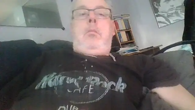 Snapshot of donswede61 chatting on 03/09/26, 03:38 donswede61 online show from 03/09/26, 03:38