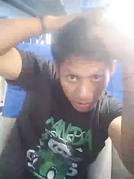 alexchir4 online show from 12/07/24, 01:40