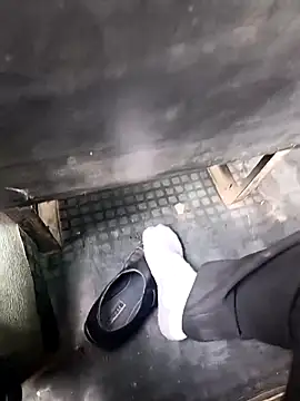 alexchir4 online show from 09/25/25, 05:38