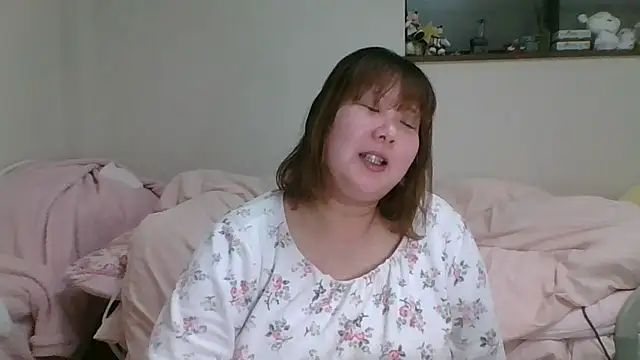 Snapshot of SAKU-RA-chan chatting on 02/23/25, 03:18 SAKU-RA-chan online show from 02/23/25, 03:18